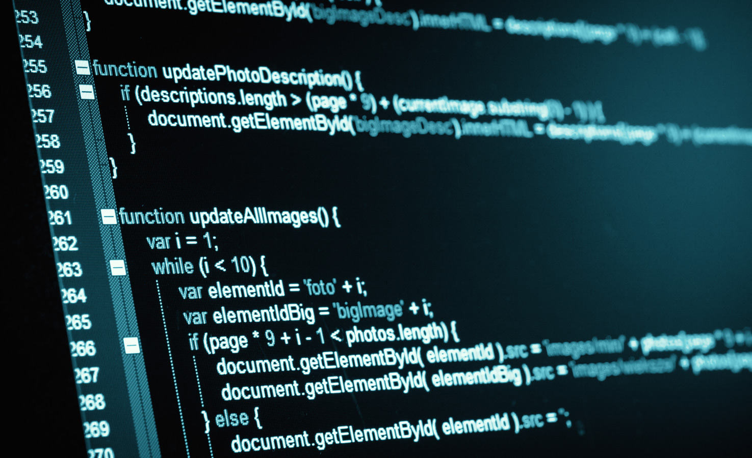 ROI Software Entwicklung Bildschirm mit Code einer Software